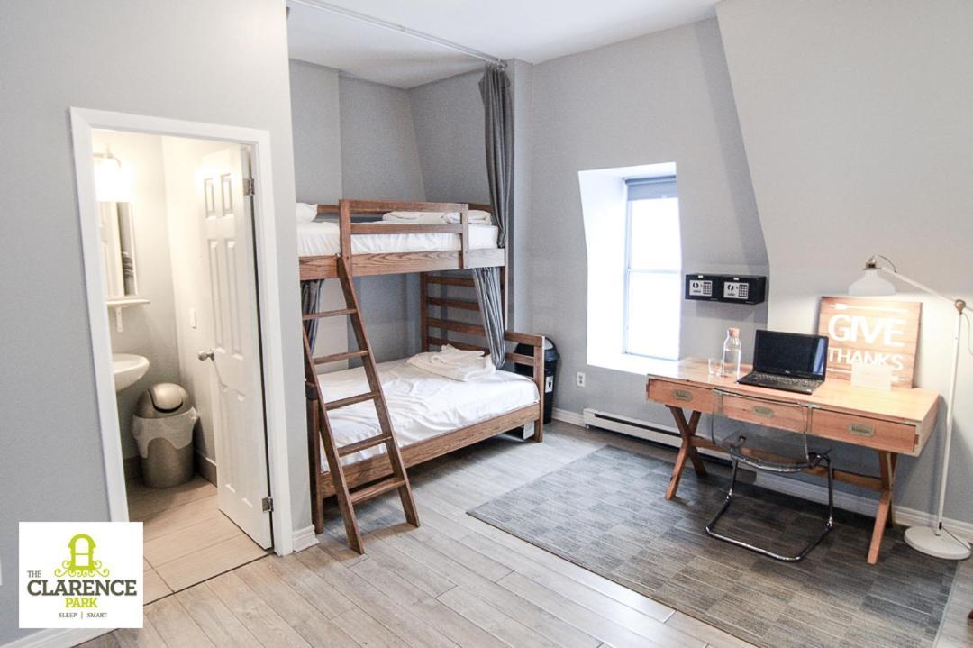 The Clarence Park Hostel Toronto Luaran gambar